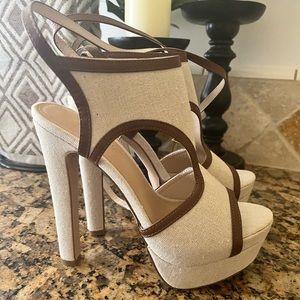 Show Dazzle Jeanmarie stiletto sandal